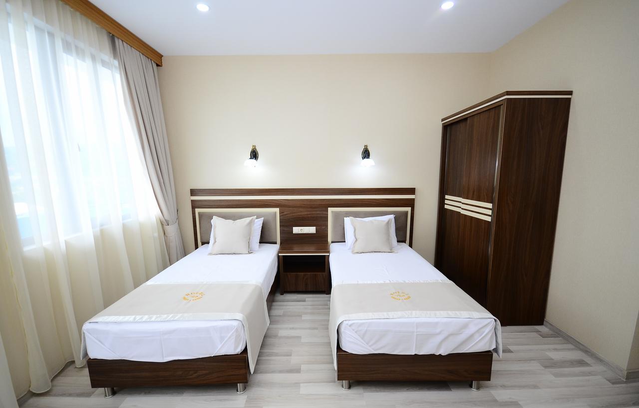Hotel 725 B Batumi Eksteriør billede