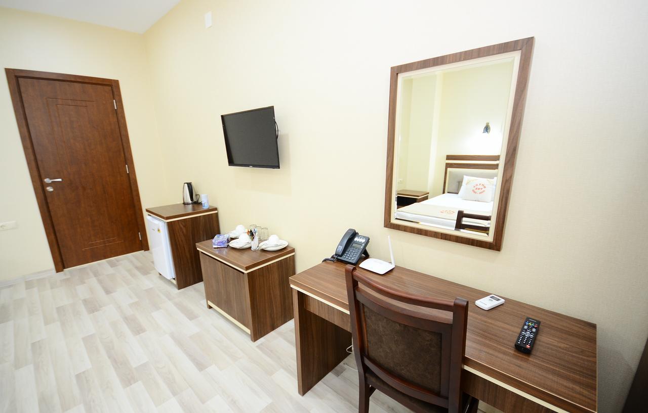 Hotel 725 B Batumi Værelse billede