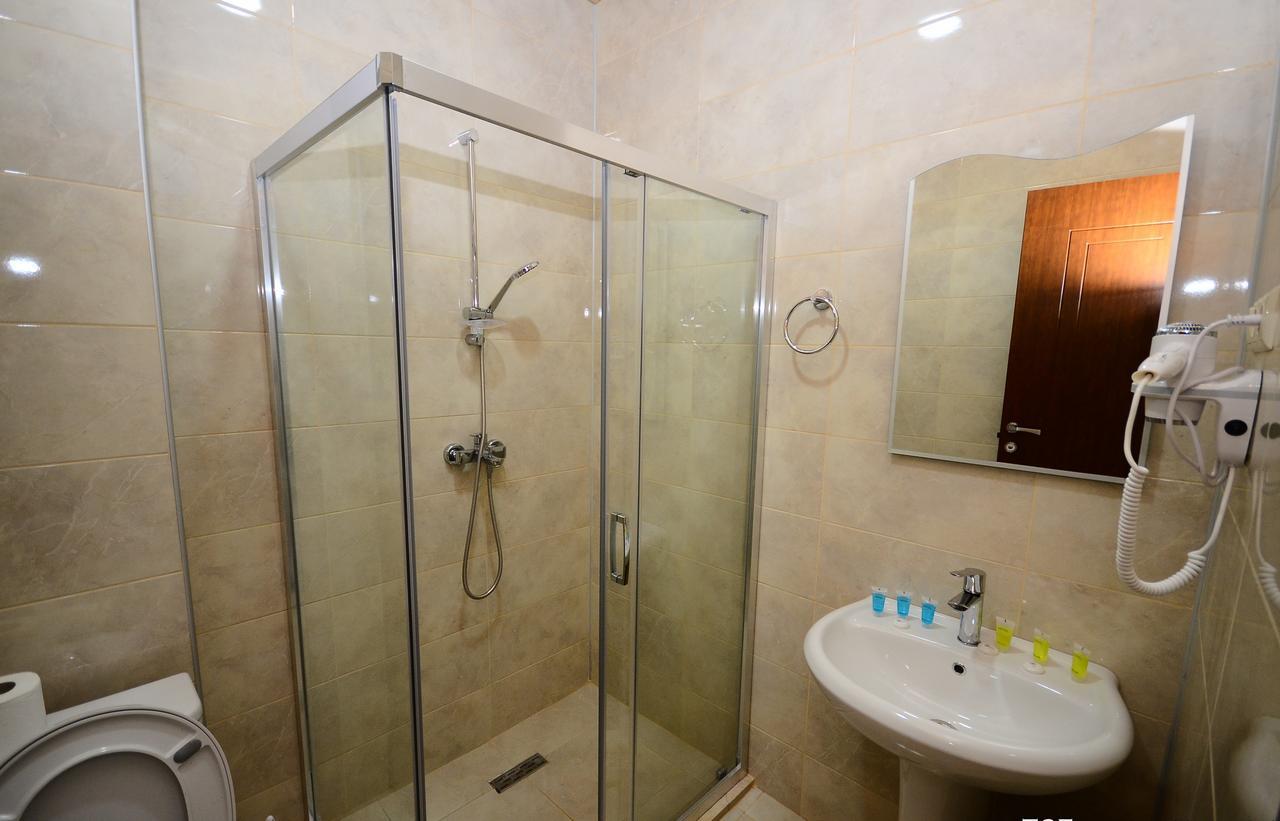 Hotel 725 B Batumi Værelse billede