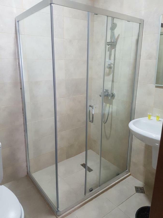 Hotel 725 B Batumi Eksteriør billede